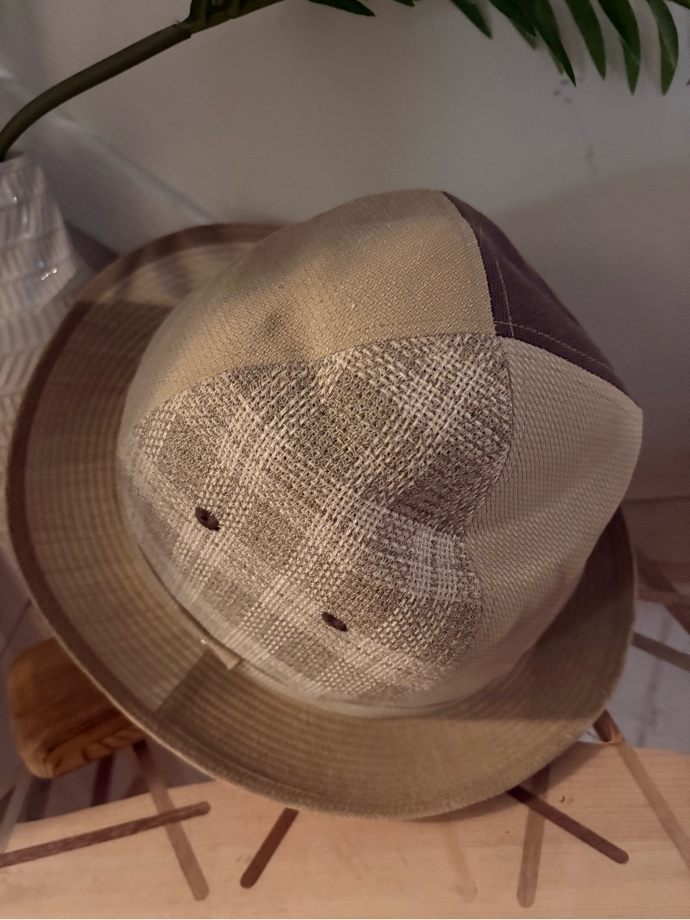 DAKS London Men's Olive Green Bucket Hat